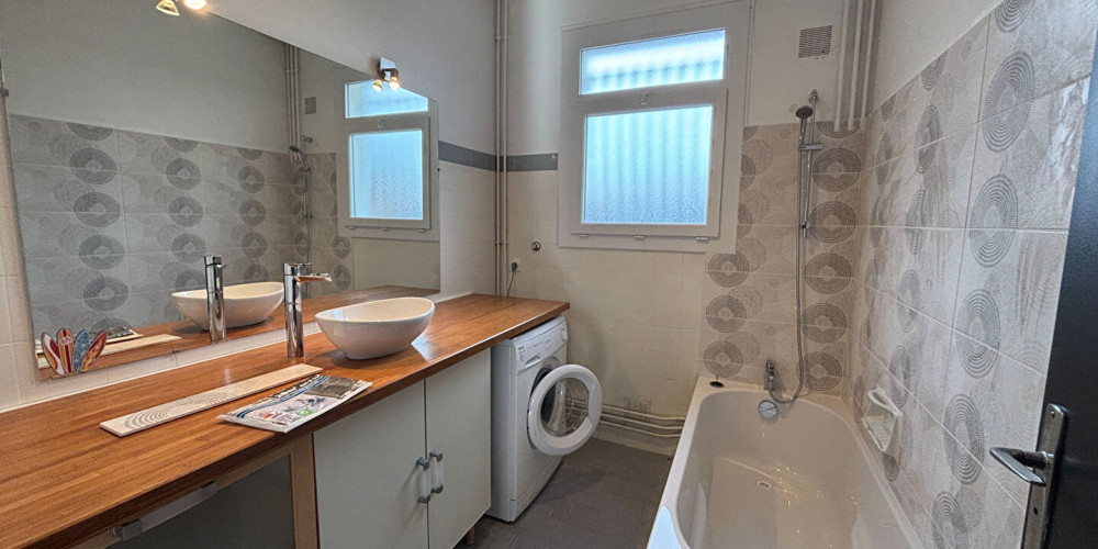 maison à POEY DE LESCAR (64230)